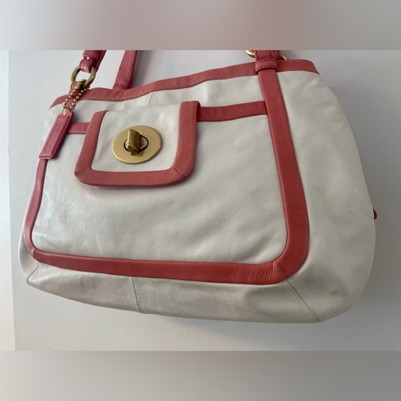 Y2K Coach Cricket Medium White Coral Pink Leather Tote Shoulder Bag Purse - Picture 3 of 16